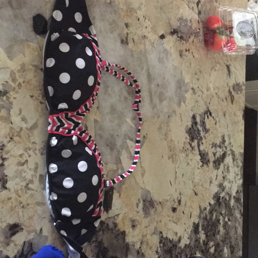 Bathing suit top